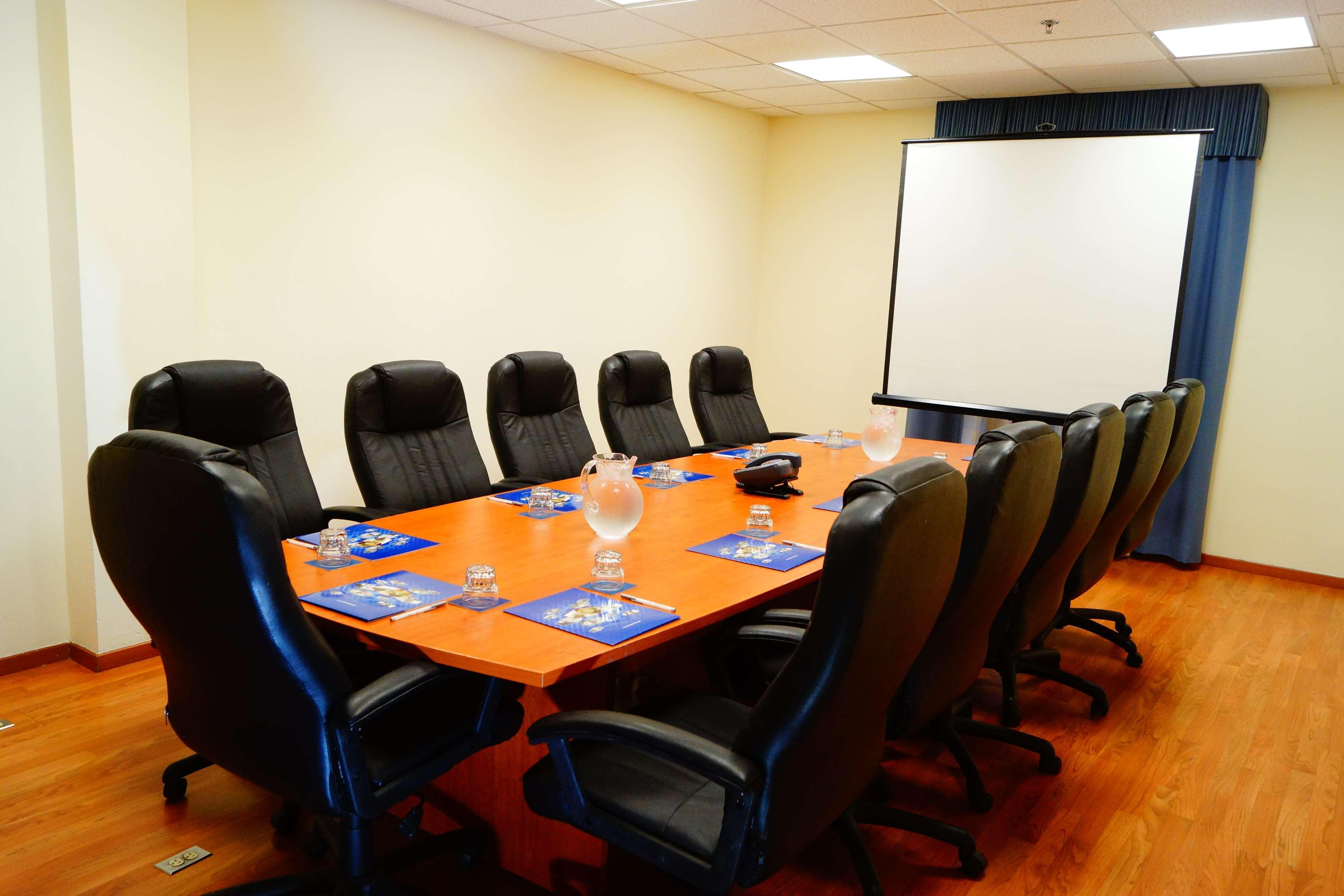 Hampton Inn By Hilton Guadalajara-Aeropuerto Las Pintas Zewnętrze zdjęcie