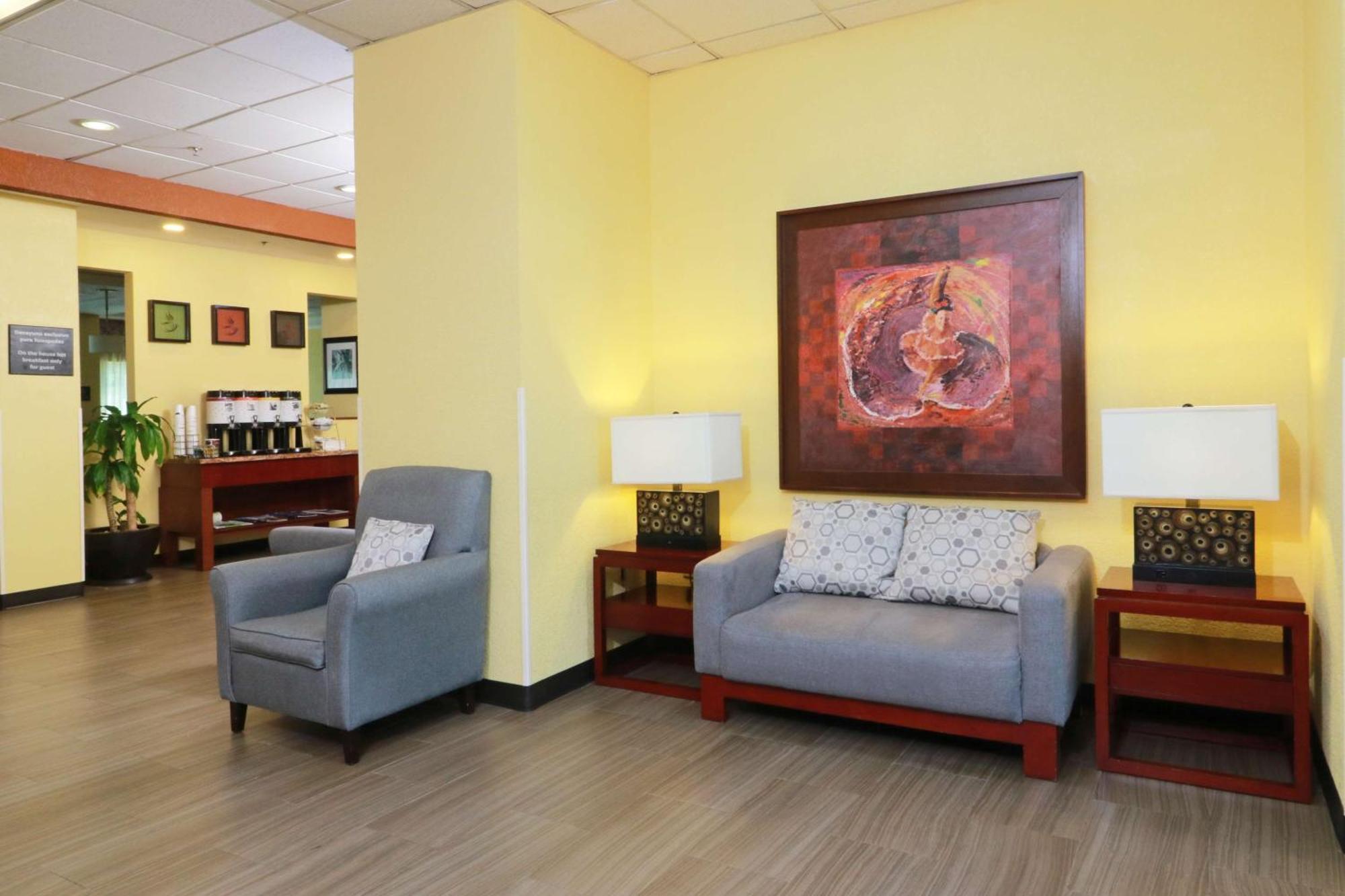 Hampton Inn By Hilton Guadalajara-Aeropuerto Las Pintas Zewnętrze zdjęcie